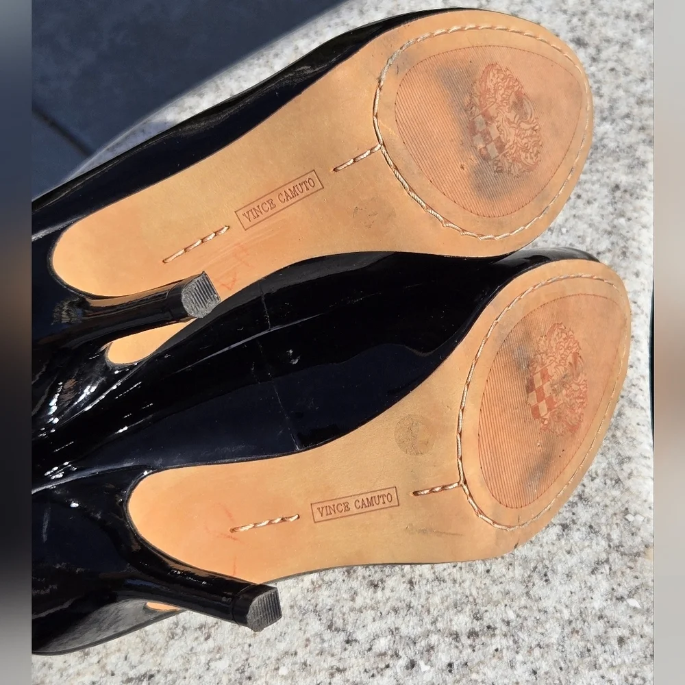 Vince Camuto vince camuto